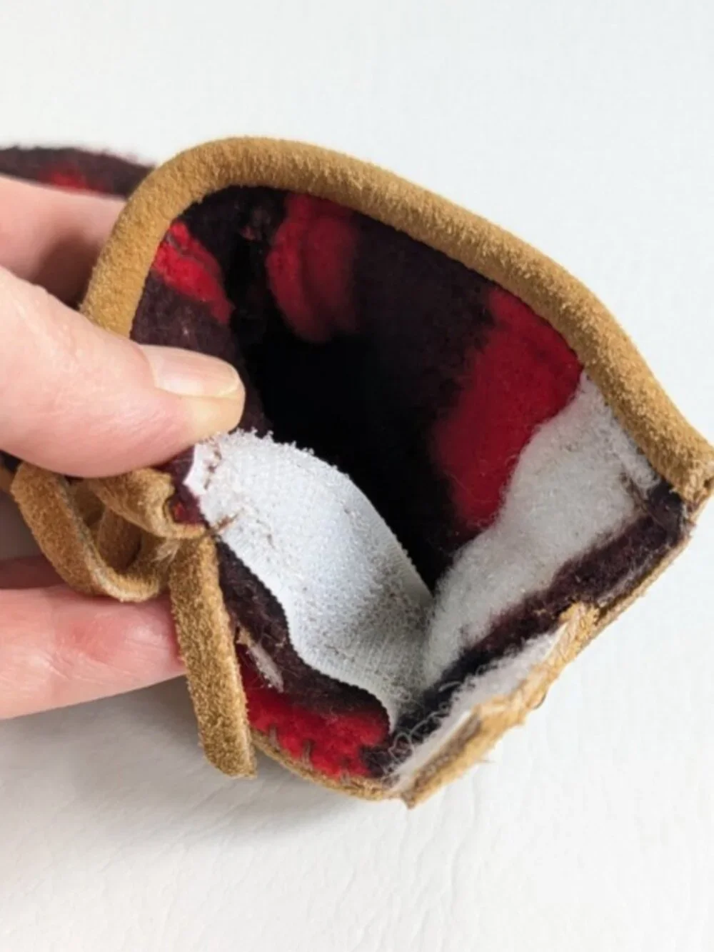 Minnetonka Baby Suede Moccasins Buffalo Plaid Size 3 Red Black Booties